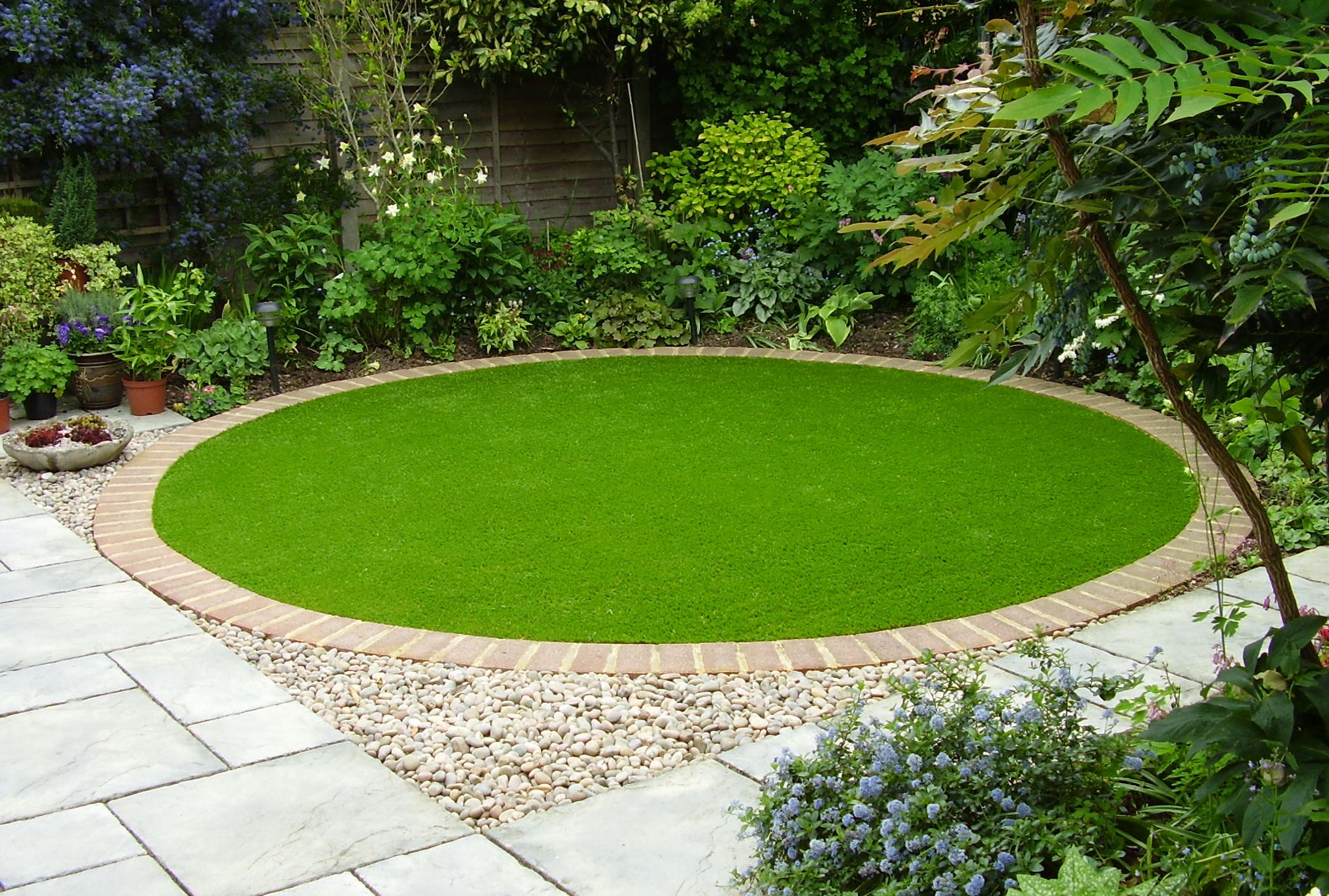 Residential Fake Lawns | Garden Fake Grass | Artificial Lawn Company